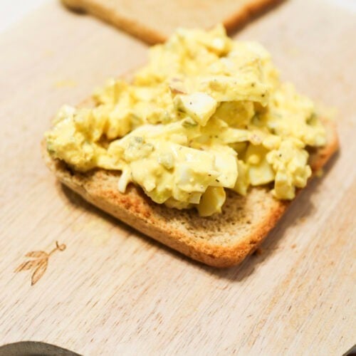 egg salad on toast