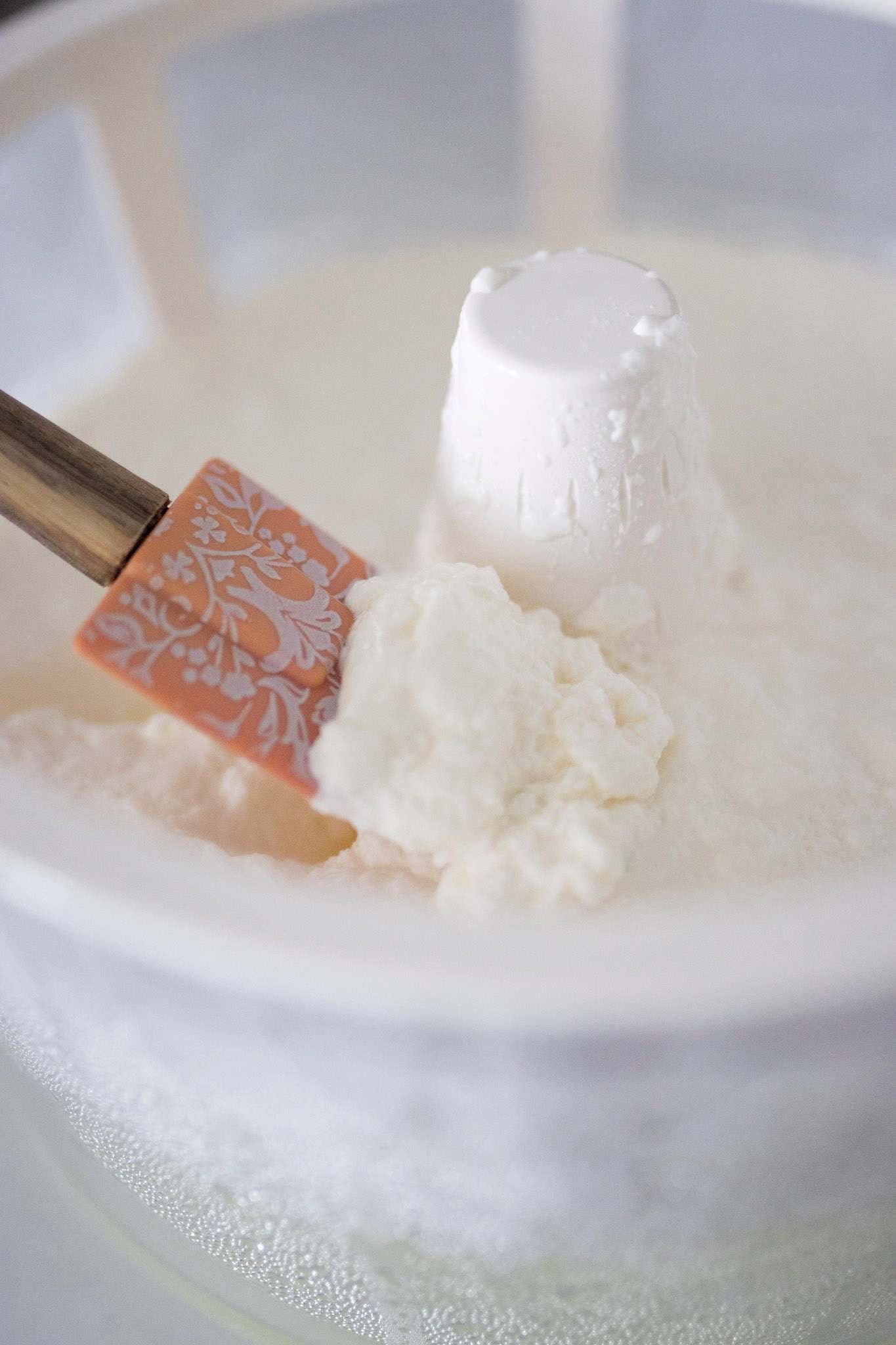 How to make Creamy Homemade Yogurt in a Bread Machine - The Rose Homestead